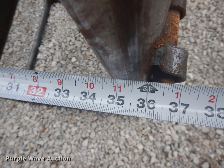 image for item HG9085 Livestock alley with tub