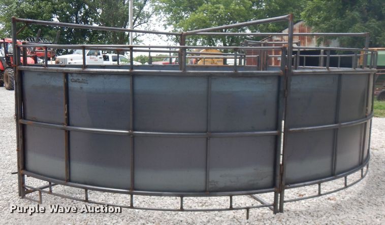 image for item HG9086 Livestock alley with tub