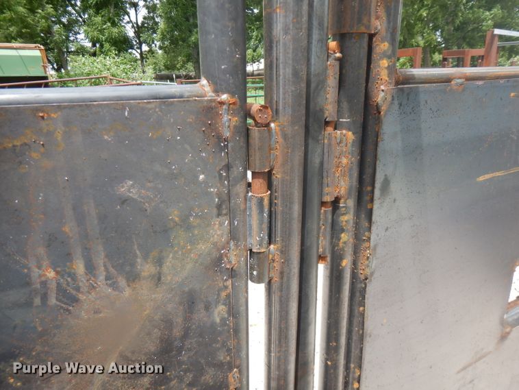 image for item HG9086 Livestock alley with tub