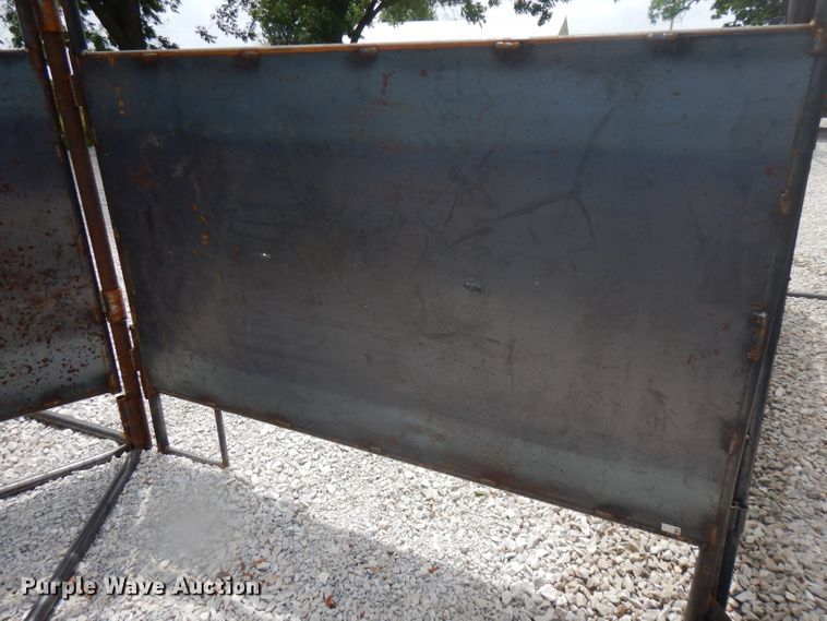 image for item HG9086 Livestock alley with tub