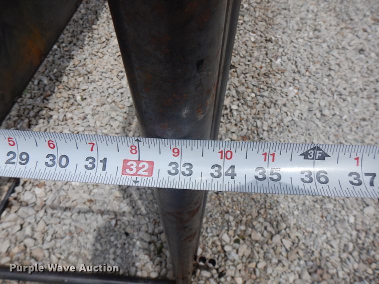 image for item HG9086 Livestock alley with tub