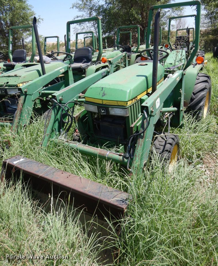image for item HM9158 John Deere 770  tractor