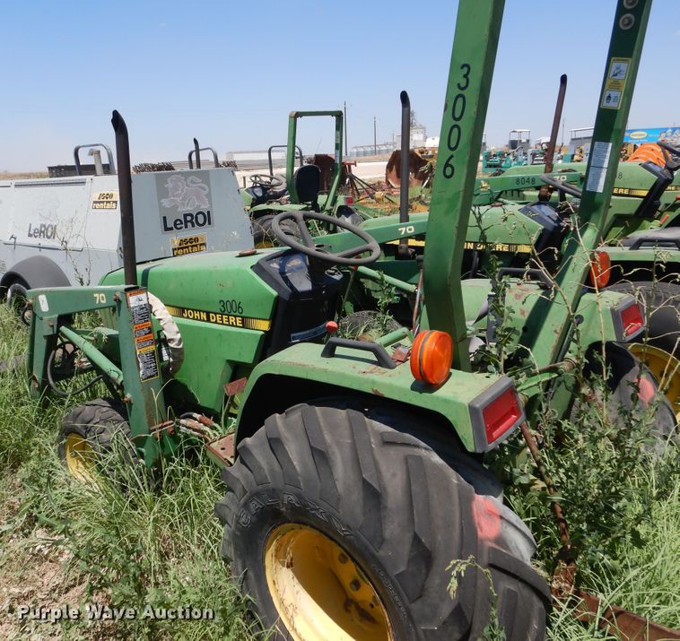 image for item HM9158 John Deere 770  tractor