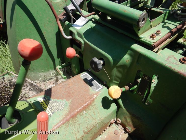 image for item HM9158 John Deere 770  tractor