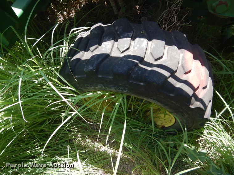 image for item HM9158 John Deere 770  tractor