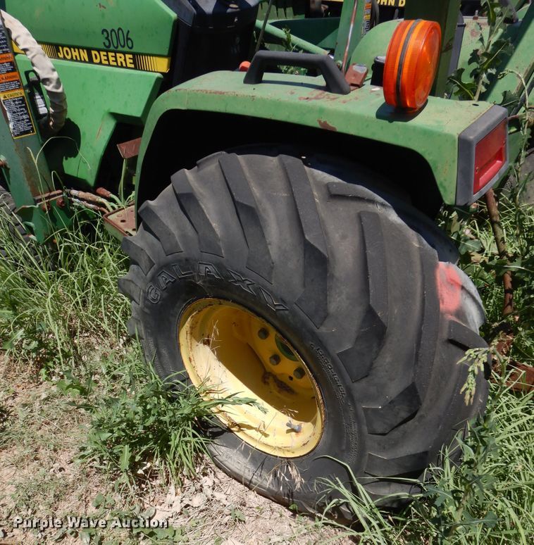 image for item HM9158 John Deere 770  tractor