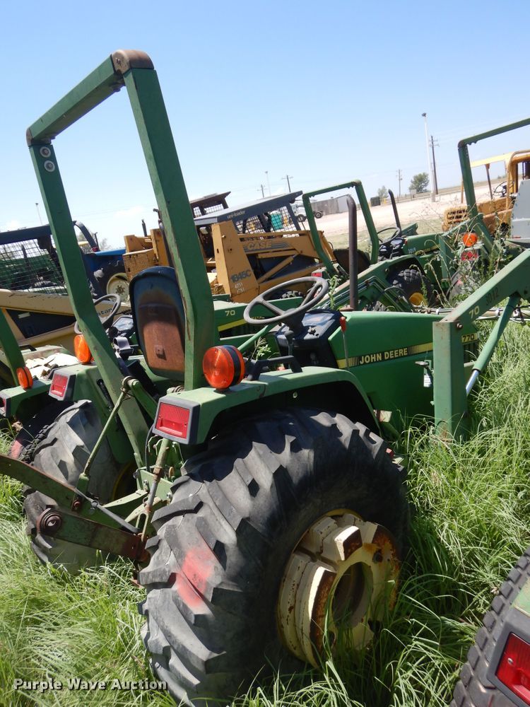 image for item HM9159 John Deere 770  tractor