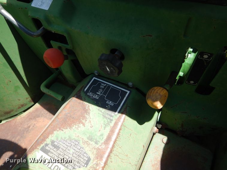 image for item HM9159 John Deere 770  tractor