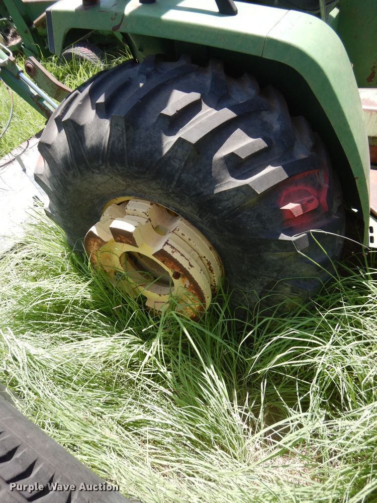 image for item HM9159 John Deere 770  tractor