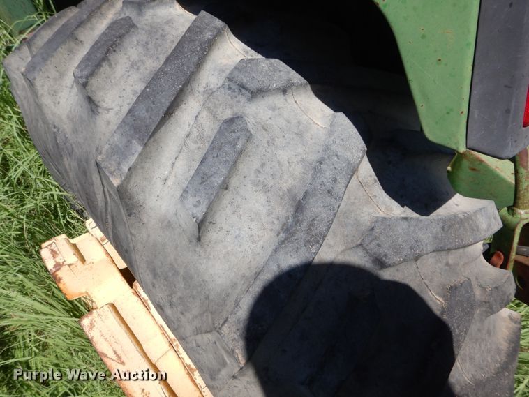 image for item HM9159 John Deere 770  tractor