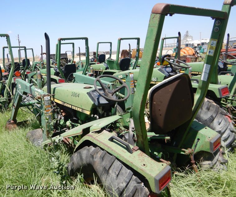 image for item HM9160 John Deere 770  tractor