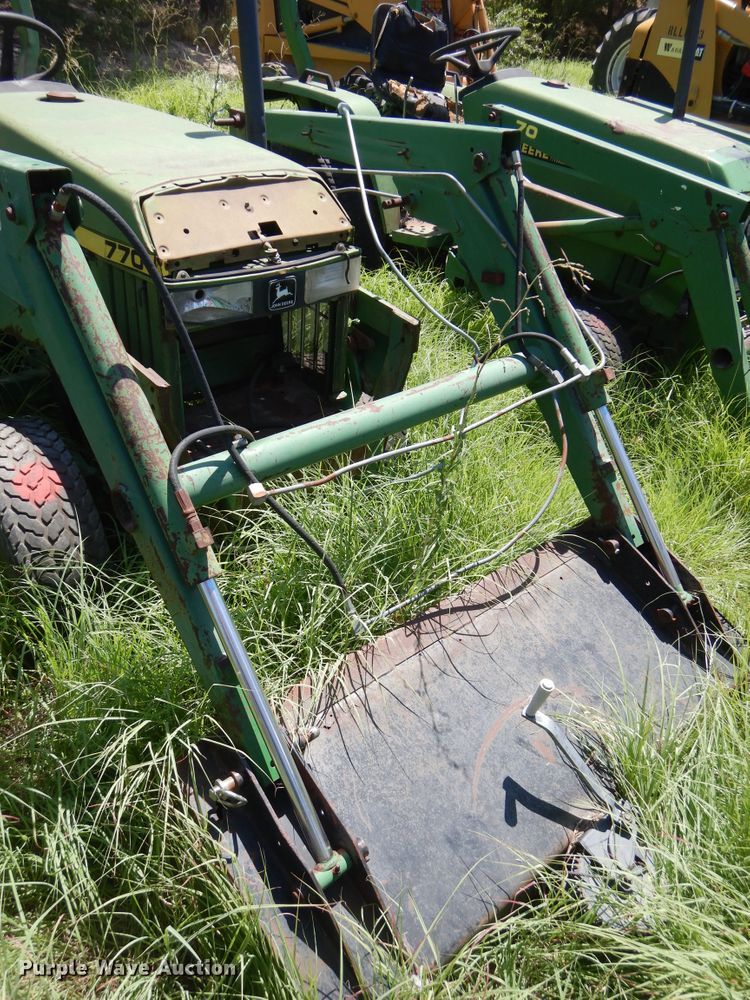 image for item HM9160 John Deere 770  tractor