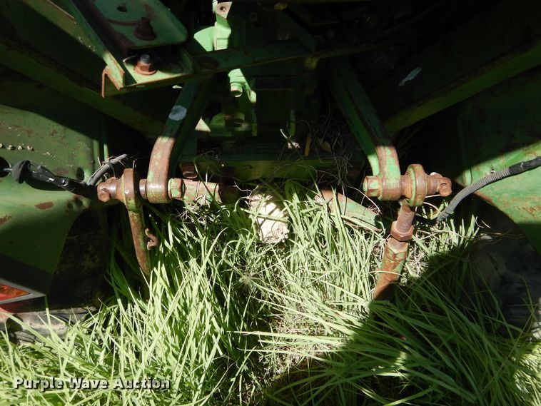 image for item HM9160 John Deere 770  tractor