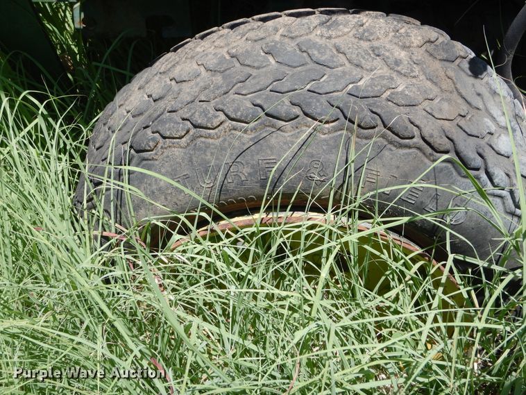 image for item HM9160 John Deere 770  tractor