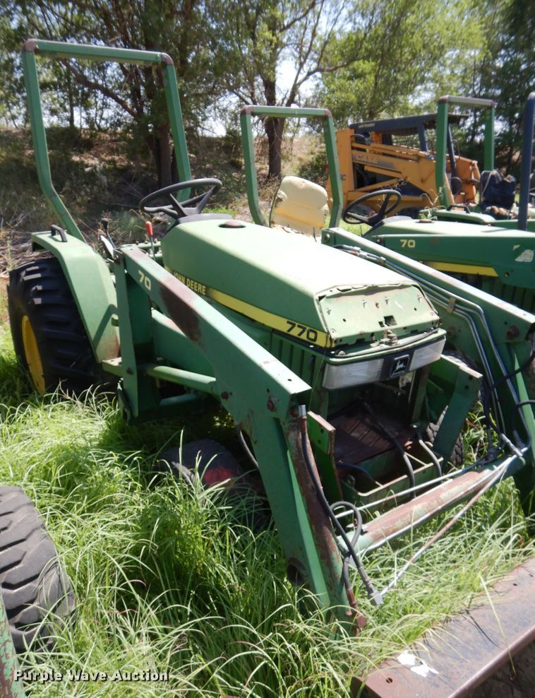 image for item HM9161 John Deere 770  tractor