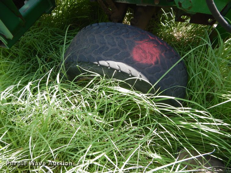 image for item HM9161 John Deere 770  tractor