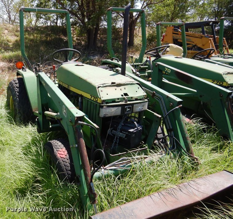 image for item HM9162 John Deere 770  tractor