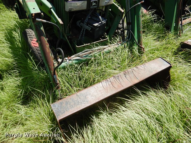 image for item HM9162 John Deere 770  tractor