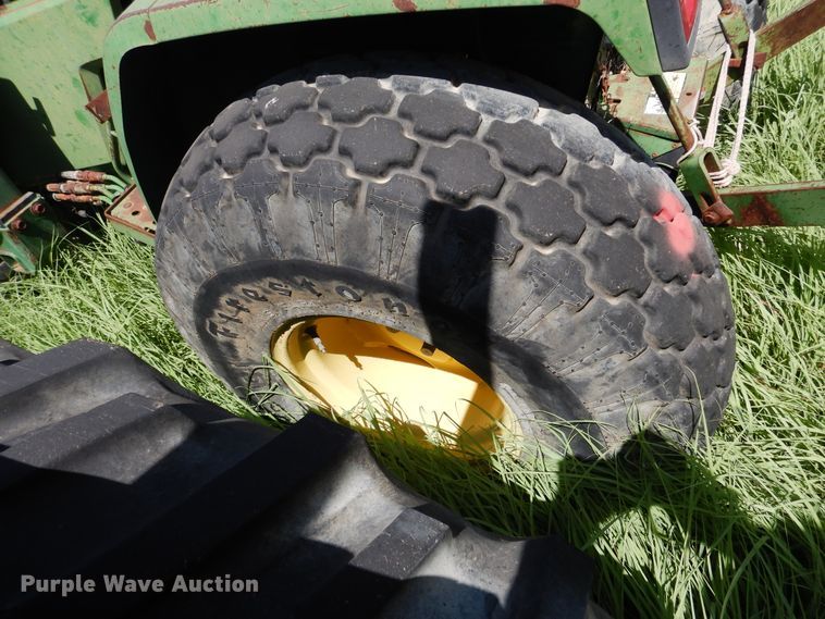 image for item HM9162 John Deere 770  tractor