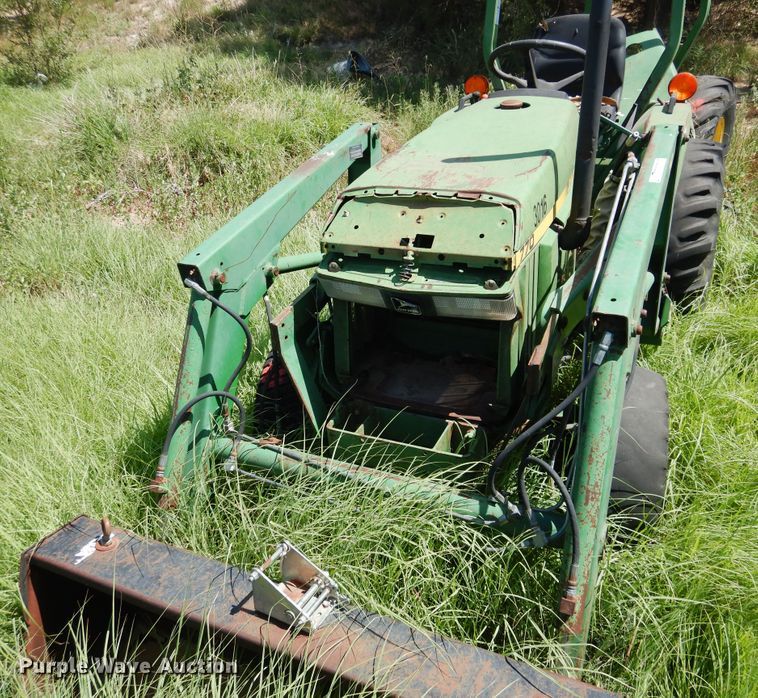 image for item HM9163 John Deere 770  tractor