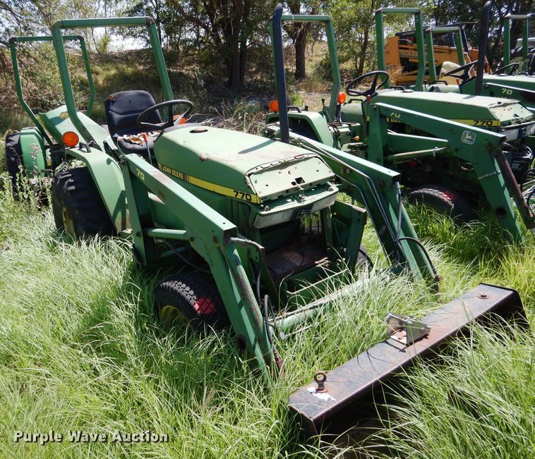 image for item HM9163 John Deere 770  tractor
