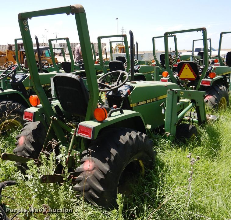 image for item HM9163 John Deere 770  tractor