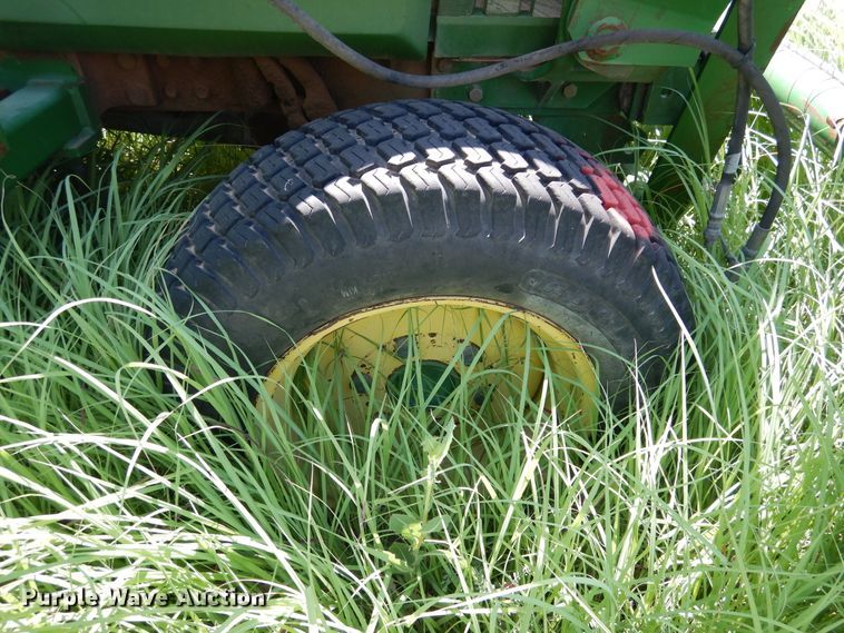 image for item HM9163 John Deere 770  tractor