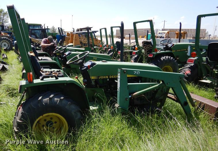 image for item HM9164 John Deere 770  tractor