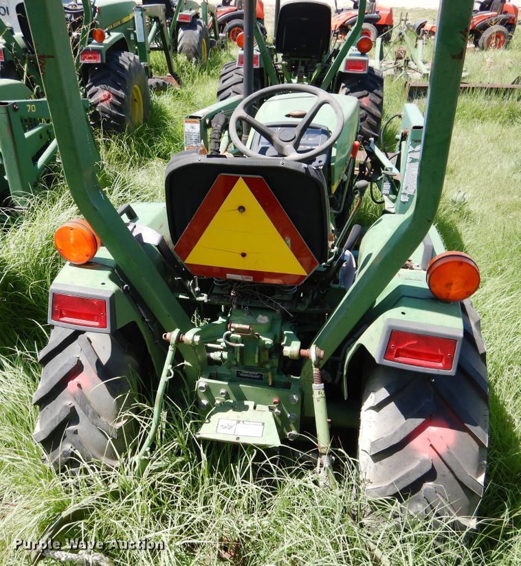 image for item HM9164 John Deere 770  tractor