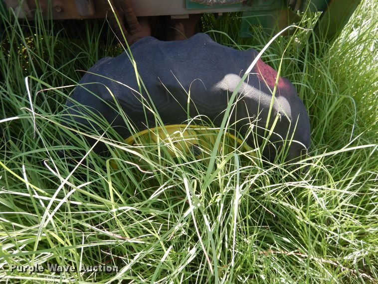 image for item HM9164 John Deere 770  tractor