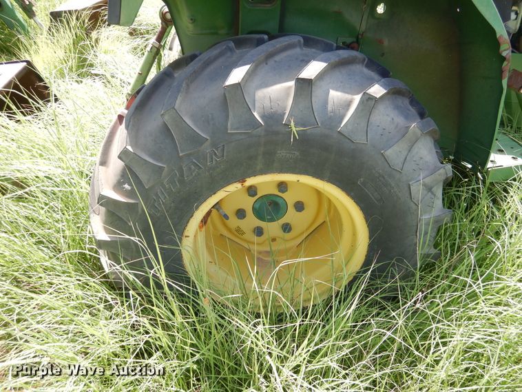image for item HM9164 John Deere 770  tractor