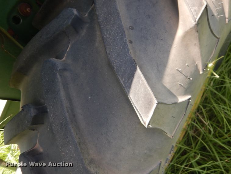 image for item HM9164 John Deere 770  tractor