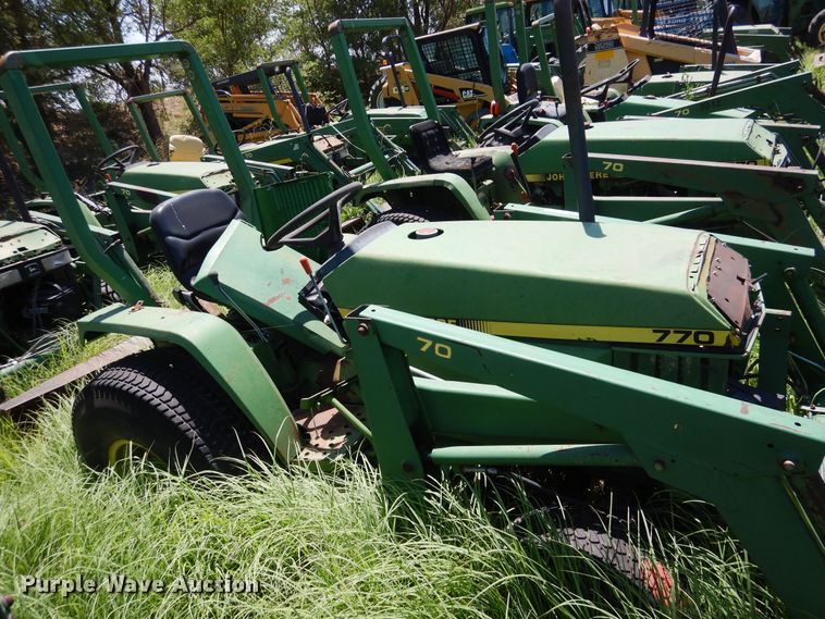 image for item HM9165 John Deere 770  tractor