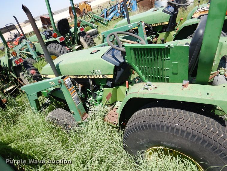 image for item HM9165 John Deere 770  tractor