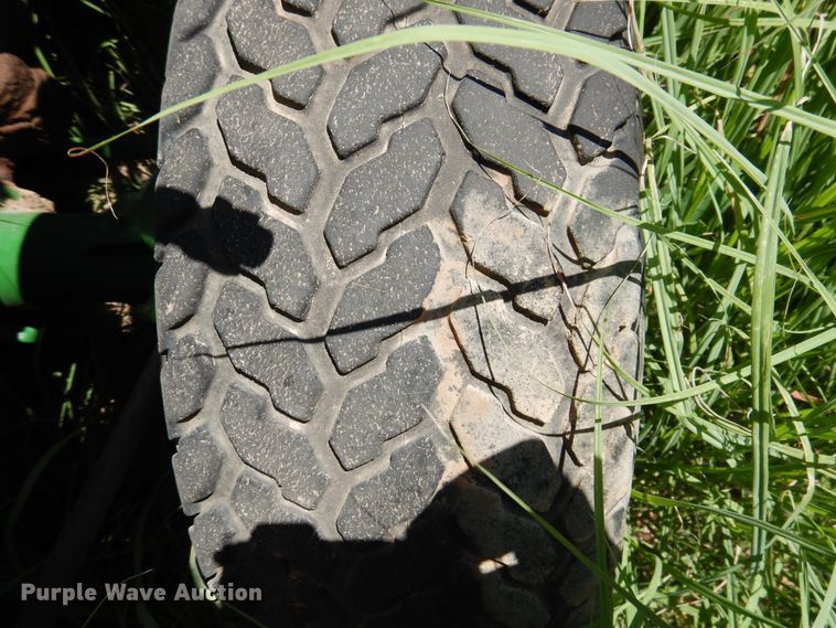 image for item HM9165 John Deere 770  tractor