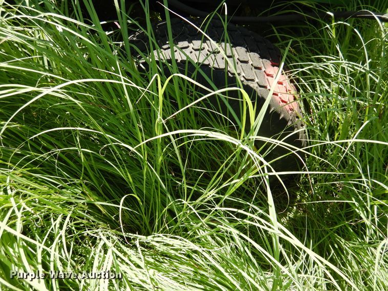 image for item HM9165 John Deere 770  tractor