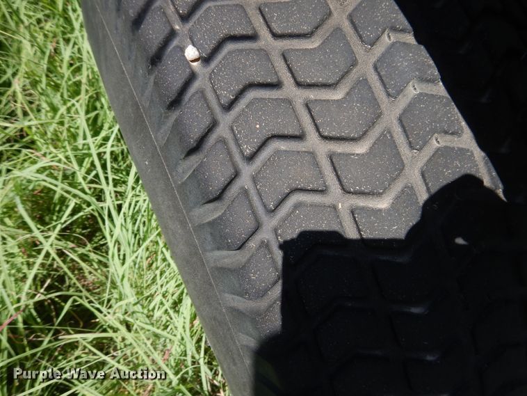 image for item HM9165 John Deere 770  tractor