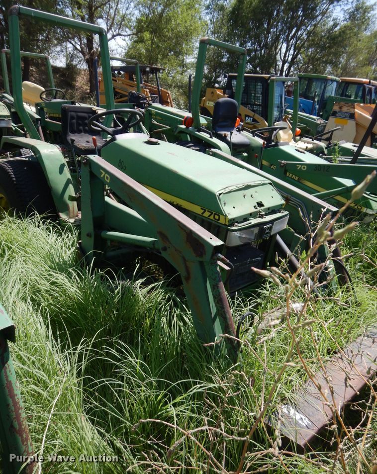 image for item HM9166 John Deere 770  tractor