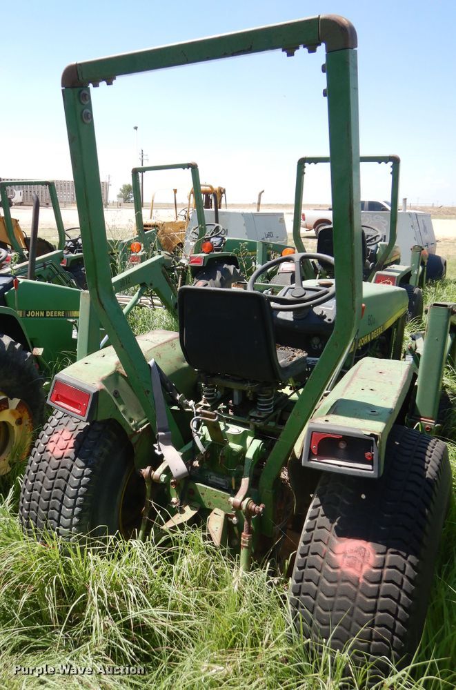 image for item HM9166 John Deere 770  tractor