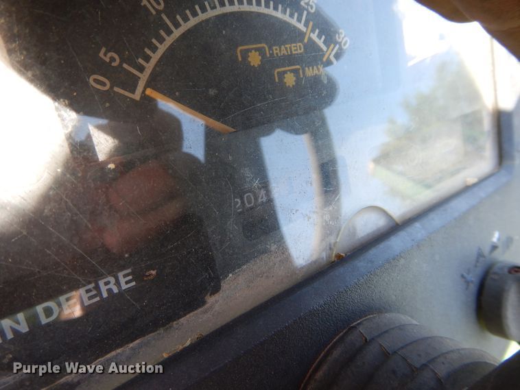 image for item HM9166 John Deere 770  tractor