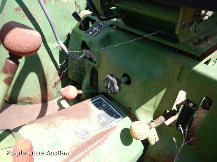 image for item HM9166 John Deere 770  tractor