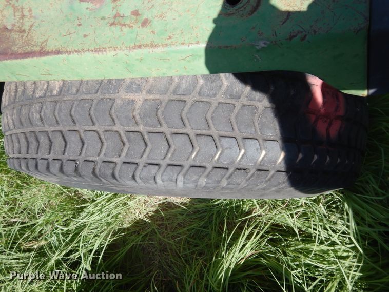 image for item HM9166 John Deere 770  tractor