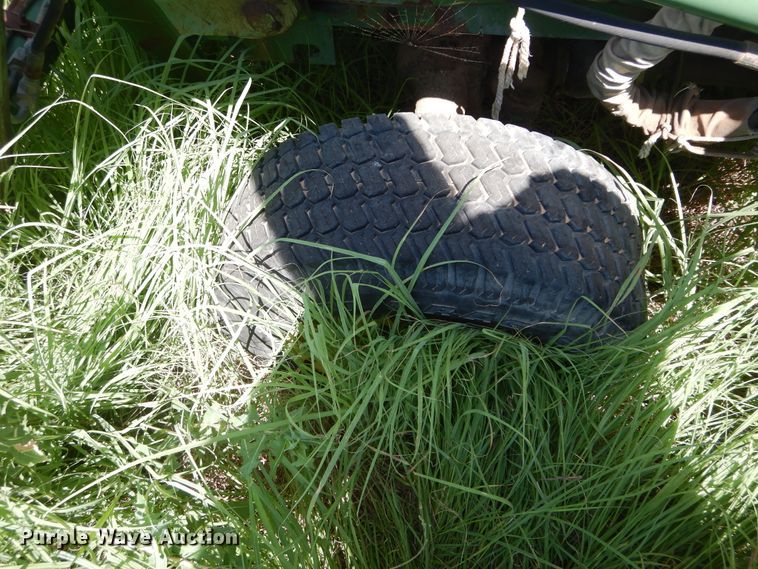 image for item HM9166 John Deere 770  tractor