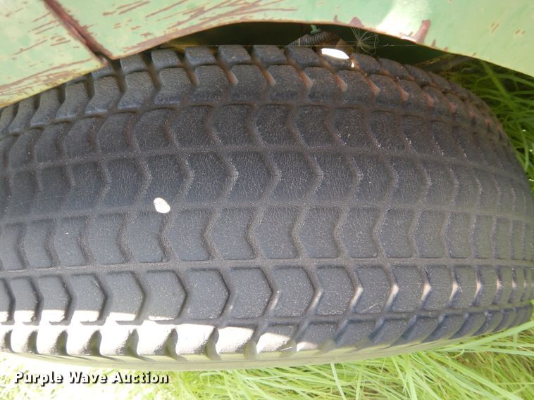 image for item HM9166 John Deere 770  tractor