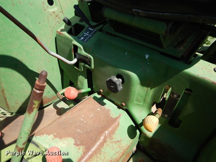 image for item HM9167 John Deere 770  tractor