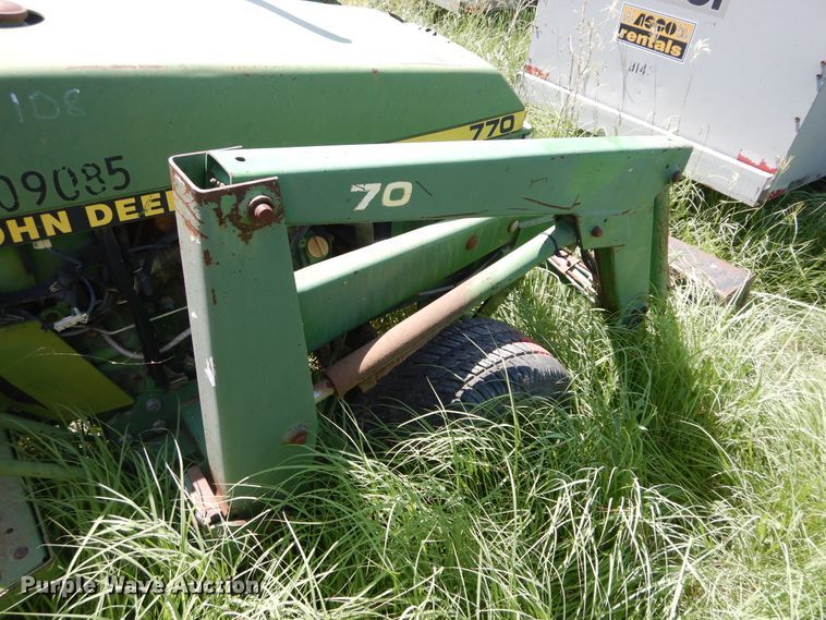 image for item HM9167 John Deere 770  tractor