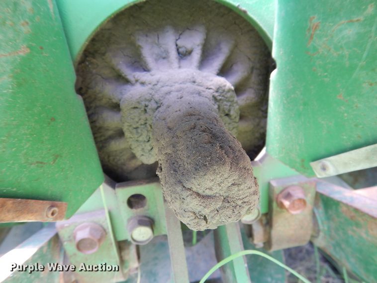 image for item HM9168 John Deere 770  tractor