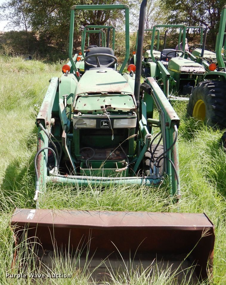 image for item HM9169 John Deere 770  tractor