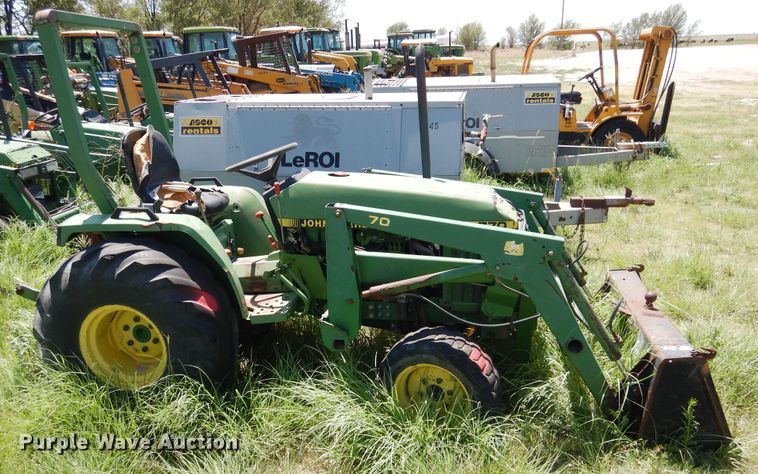 image for item HM9170 John Deere 770  tractor
