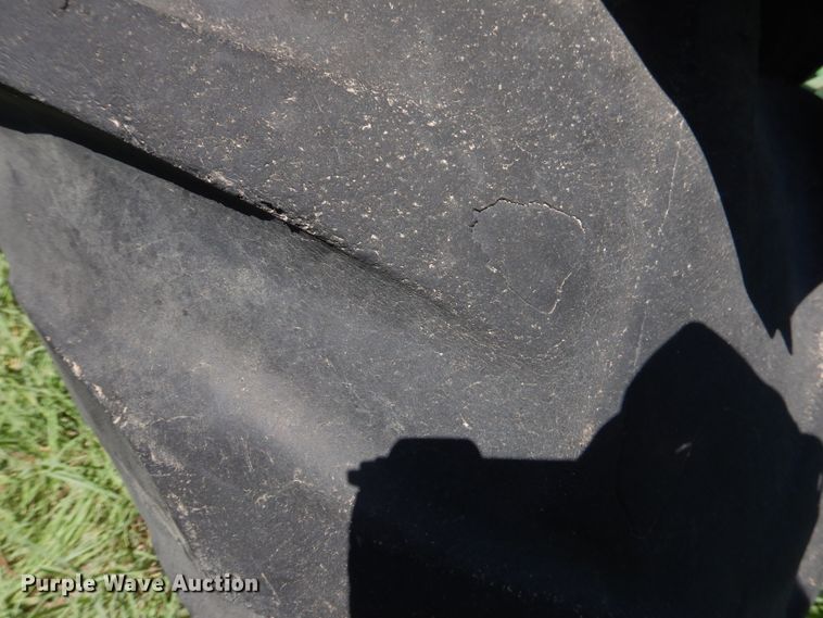 image for item HM9170 John Deere 770  tractor